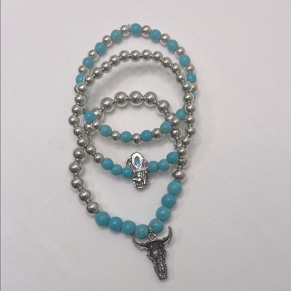 Silver and Turquoise Beaded Bracelet Set (3) Stretch NWOT - Picture 2 of 2
